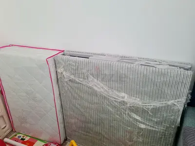 Guest bed and mattress