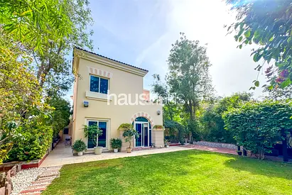 Rare Plot | Park Backing | Extended-Esmeralda