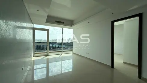 Lagoon View | Ready to Move | Prime Location
