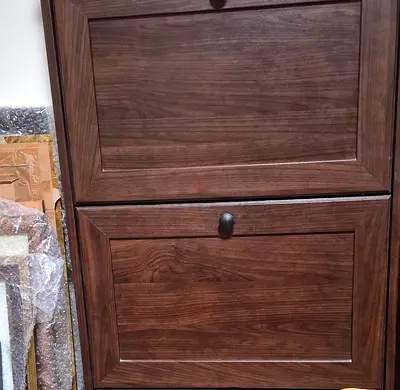 Shoe Cabinet (leaving out sale) (No scratches/damage) Location: close to Al Mamzar Center, Dubai