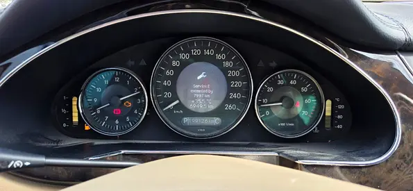 CLS 350 | 2006 | GCC | SILVER/BEIGE