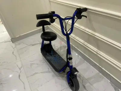 Kids Blue Seat Scooter — Good Condition