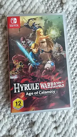 Nintendo switch game - Hyrule warriors Age of calamity