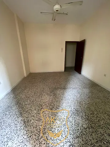 * Comfortable Three Bedroom Apartment for Families