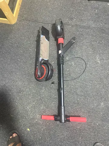 Kids electric scooter