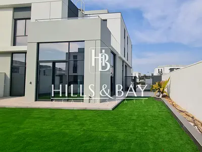 4BR Corner Townhouse | Murjoon