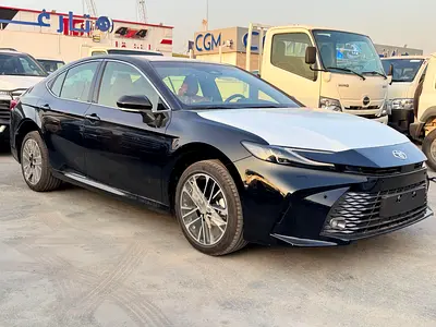 2025 Toyota CAMRY — фото 3