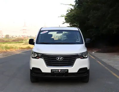 Hyundai H1 - 2019 - GCC - Accident-Free - 2.4L - (9 Seats) - Excellent Condition Inside and Out