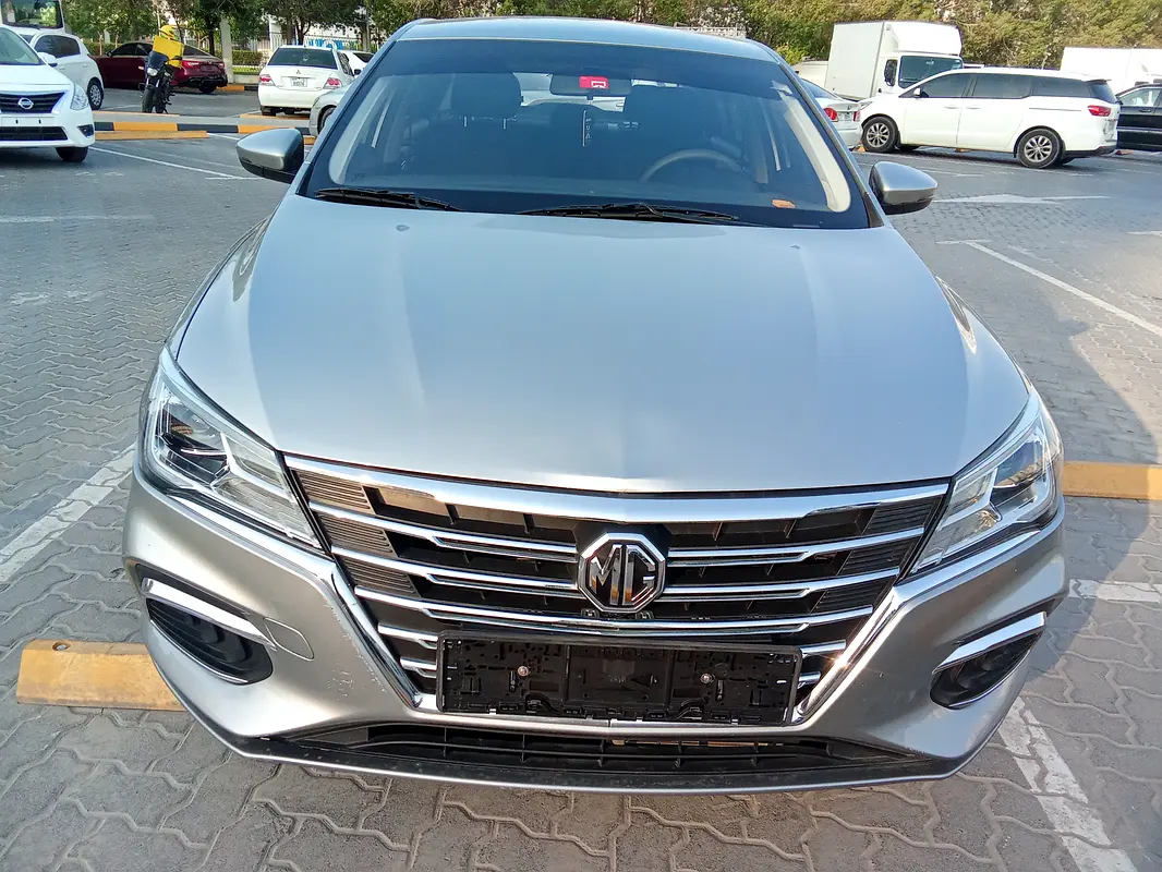 MG MG5 2023 — photo 1 of 13