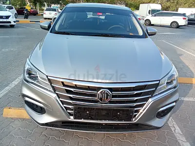 MG5 2023 very cleen inside and outside family use