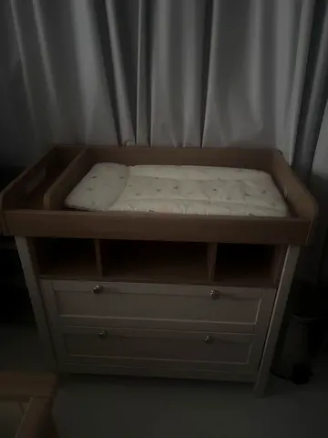 Baby changing station