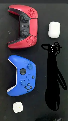 Two wirelesss controllers (red  blue) - used, working condition