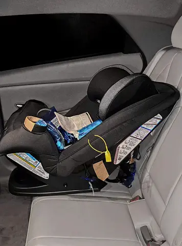 للبيع كارسيت افضل ماركة مريح للطفل نظام ISOFX مناسب لجميع الأعمار For sale top brand car seat