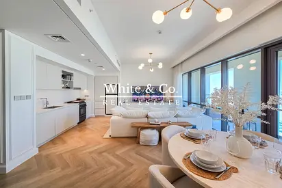 Upgraded Modern|All Bills|Vacant in June