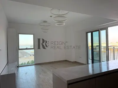 CANAL VIEW VACANT 3BR +MAID APT READY TO MOVE