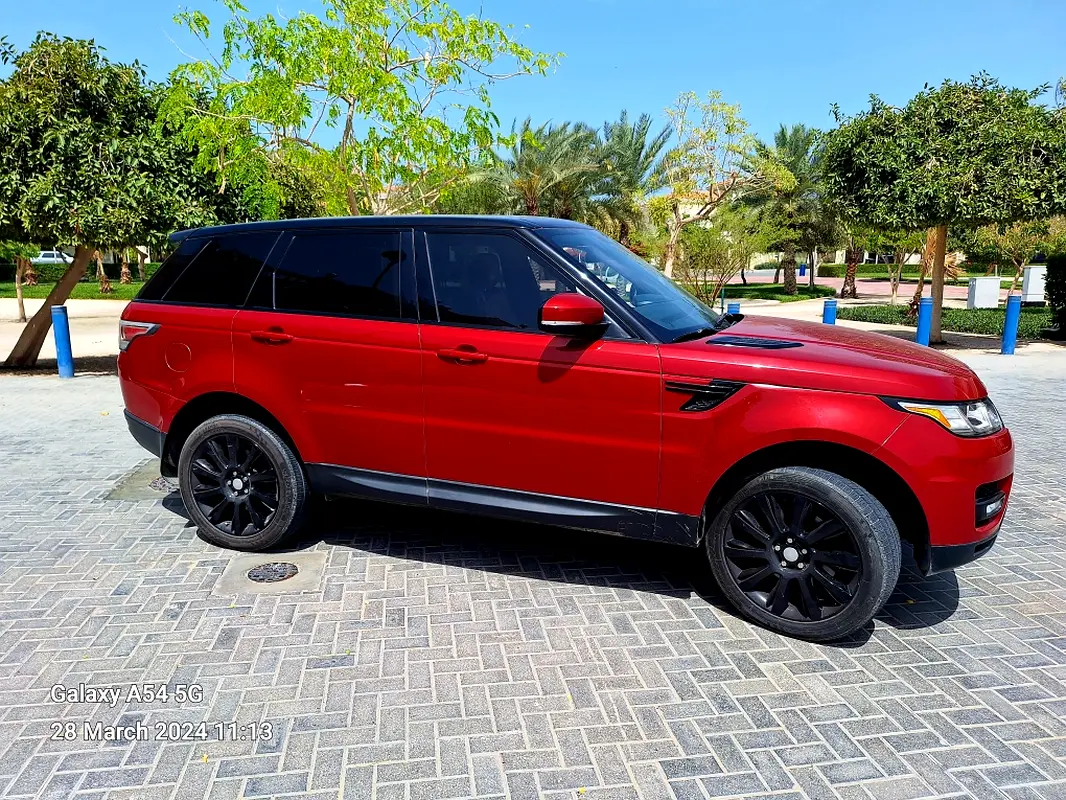 Land Rover Range Rover Sport 2015 — photo 1 of 8