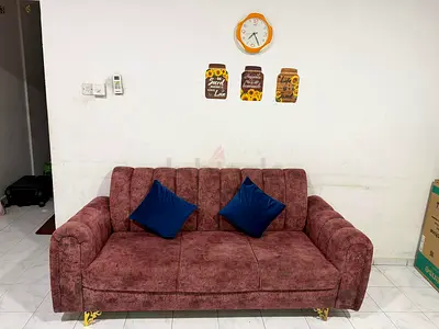 3-Seater Maroon Fabric Sofa in Good Condition