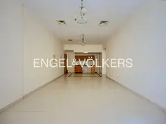 Vacant | Large Layout | Private Garden