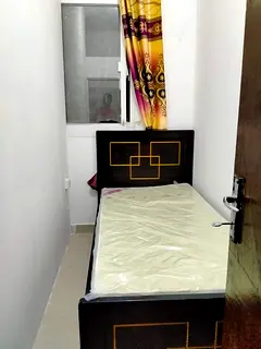 Partition room for 1200