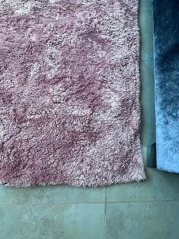 Soft Pink Shaggy Rug - Good Condition