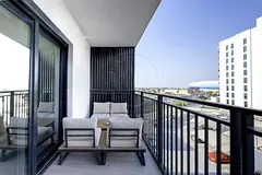 Fully Furnished | Seaworld View | Prime Location