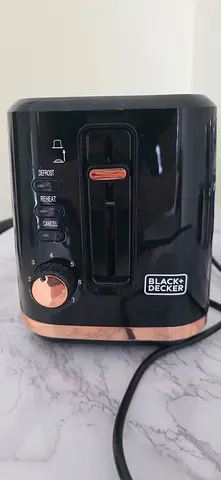 Black  Rose Gold 2-Slice Toaster (Black+Decker) - Good Condition