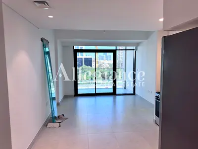 Bright Unit | Pool View | Prime Location