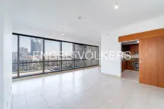 Golf And Lake View l Luminous l Vacant