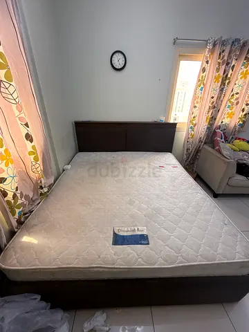 King size bed