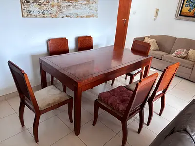 Dining table + 6 chairs