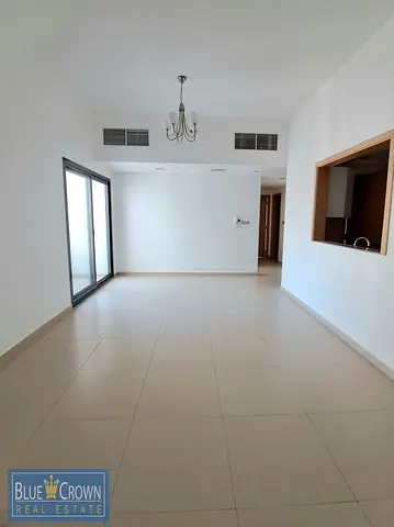Spacious 1-bedroom apartment | Close to Metro | Ready to move