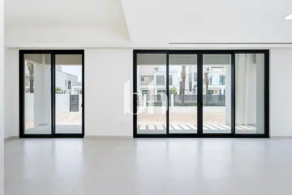 Multiple Cheques | Greenbelt View | Corner Plot
