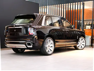 2025 ROLLS-ROYCE CULLINAN — фото 7