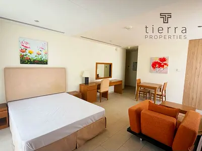 FURNISHED | HUGE LAYOUT | PRIME LOCATION