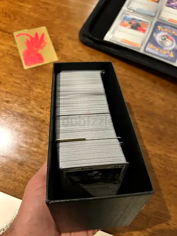 Large collection of Pokemon cards (approx. 400+) - mixed common and holos