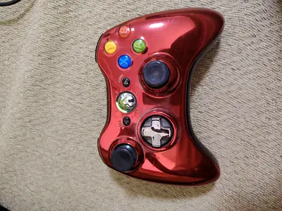 Xbox 360. wireless controller red color