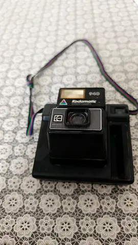 Vintage Kodamatic 660 Box Camera - antic device