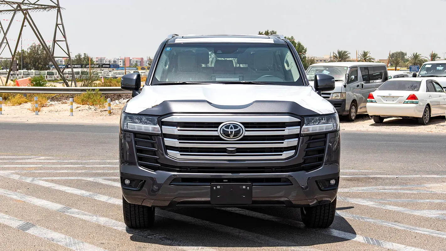 Toyota Land Cruiser 2026 — photo 1 of 18