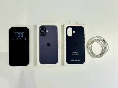 iPhone 17 256GB Black – Like New (Under Warranty)