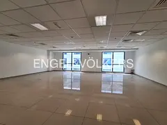 Vacant | Open Space | Close to Metro | Fitted