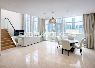 Bright Duplex | Skyline views | Prime Layout