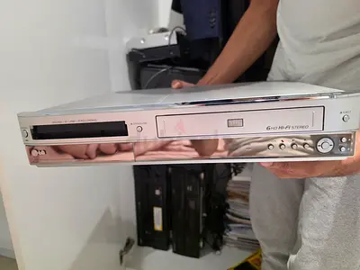 DVD CUM VHS PLAYER