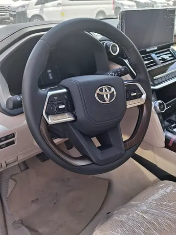 صورة مصغرة 7 لـ 2025 Toyota LAND CRUISER