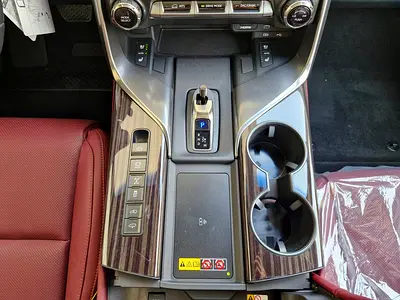 صورة مصغرة 18 لـ 2026 Lexus LX-SERIES