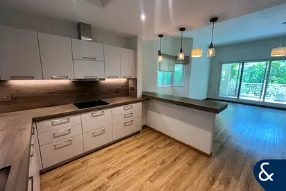 Exclusive | Beautifully Upgraded One Bedroom