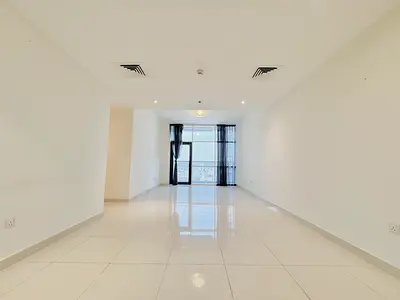 Sea View Storage | Pet Friendly | Open Kitchen | Book