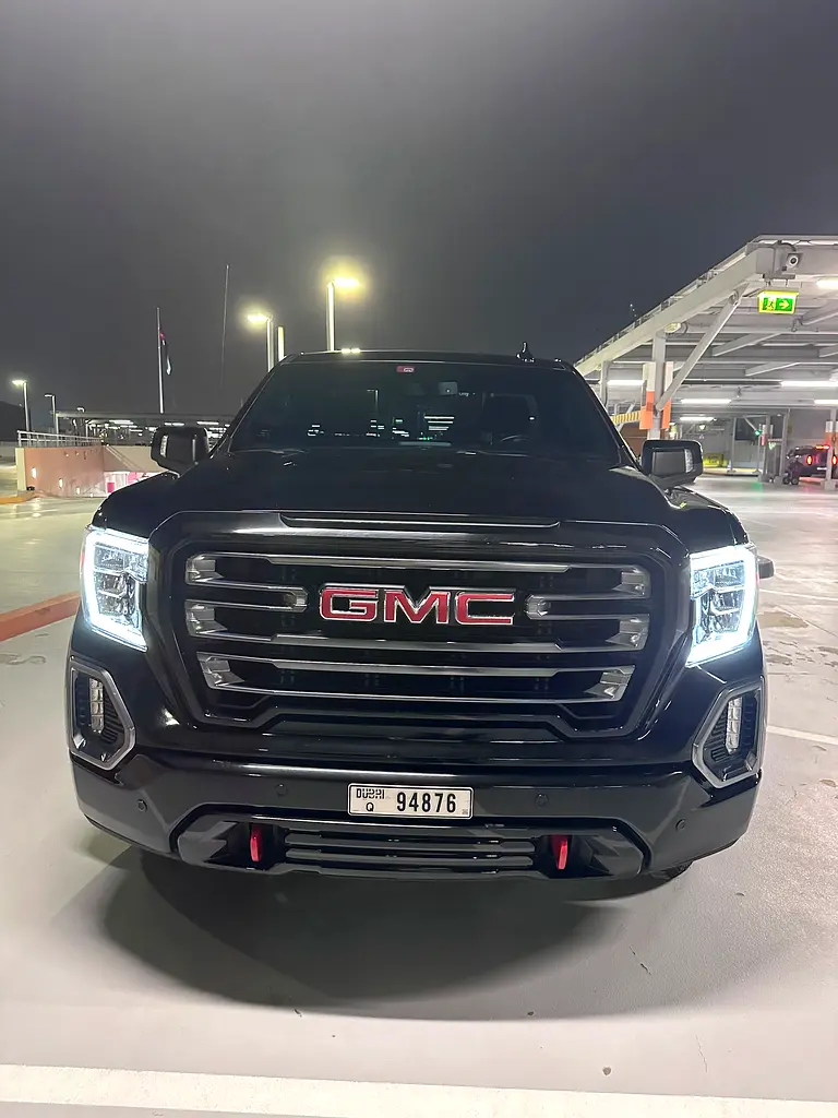 GMC Sierra 2022 — photo 1 of 20