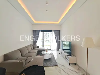 Pool View | Furnished | Bright Unit | Vacant