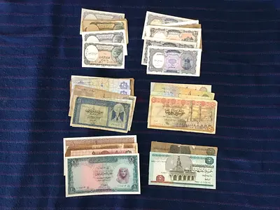 36 RARE VINTAGE EGYPT BANKNOTES