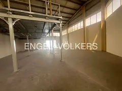 Vacant | Front Warehouse | Clean Compound